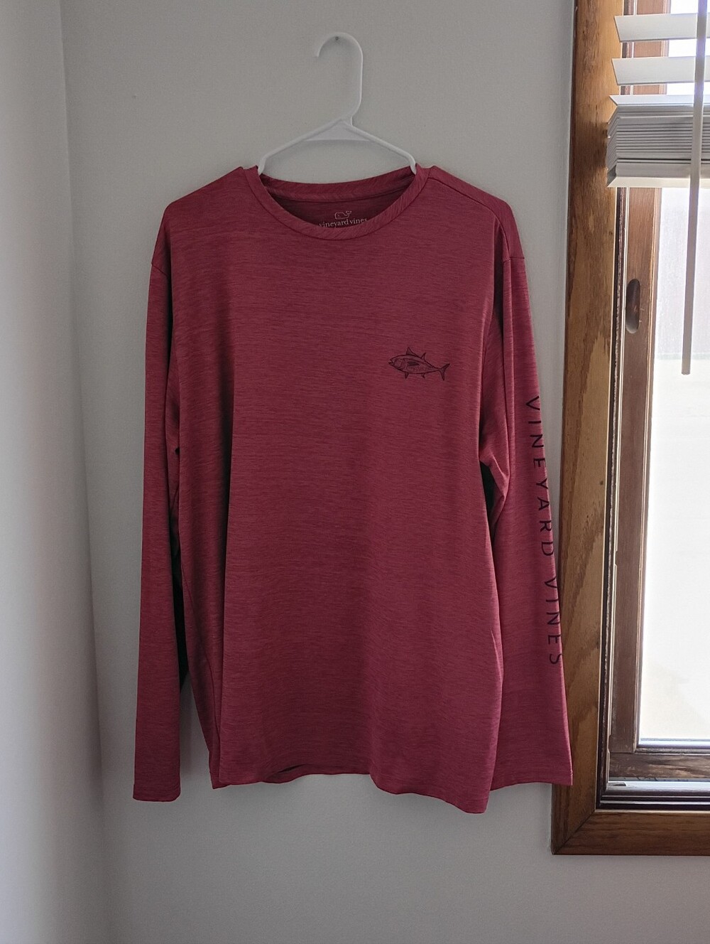 Mens Vineyard Vines Long-Sleeve Performance Tee in Rose